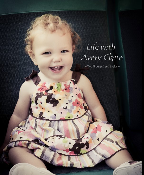 Visualizza Life with Avery Claire di golfergirl50