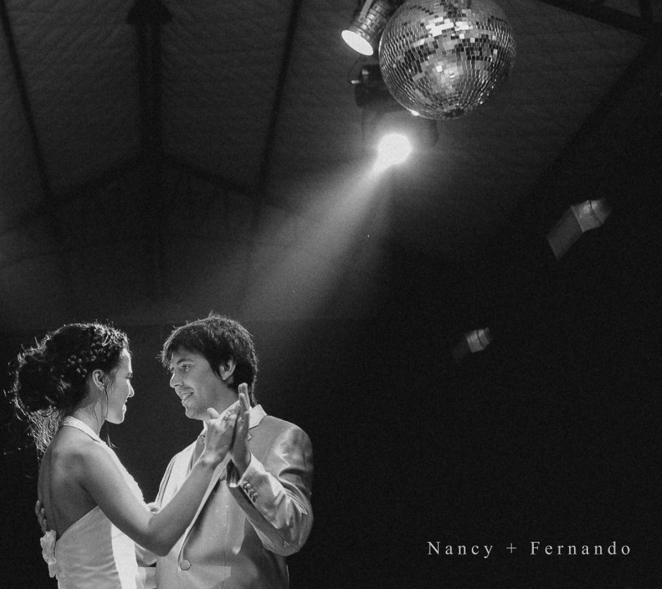 View Libro de Bodas Nancy + Fernando by Julian Alfonso / Dos Clavos