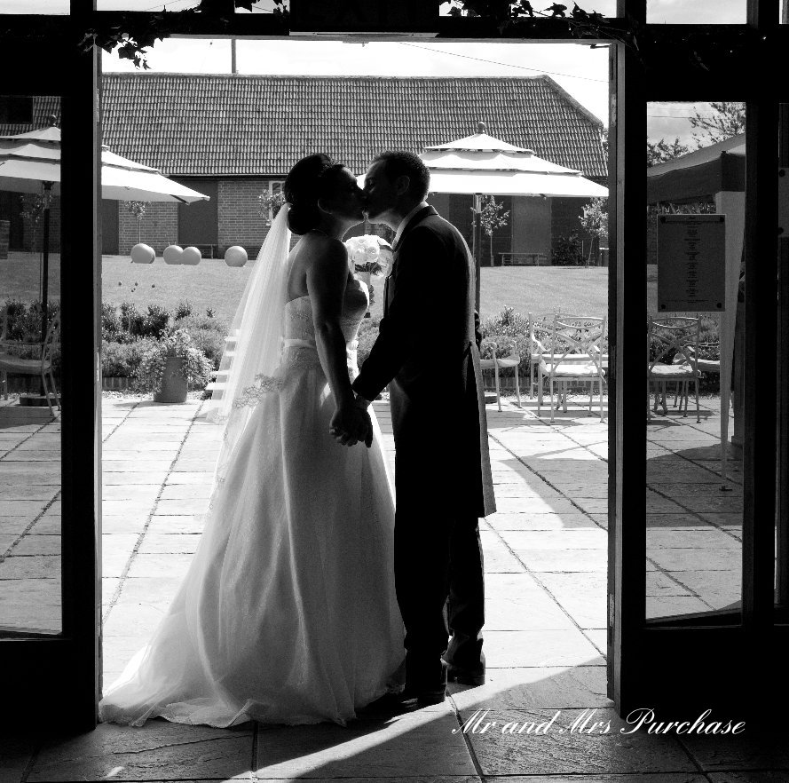 View Ufton Court, Reading, Berkshire by imagetext wedding photography