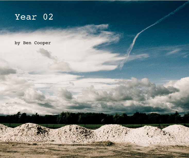 Ver Year 02 por Ben Cooper