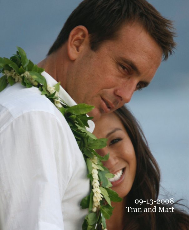 Ver Tran and Matt a Hawaiian Wedding por Anna and Guenther Gehart