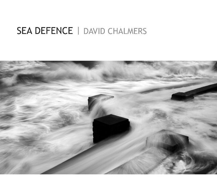 Bekijk Sea Defence (softcover) op David Chalmers