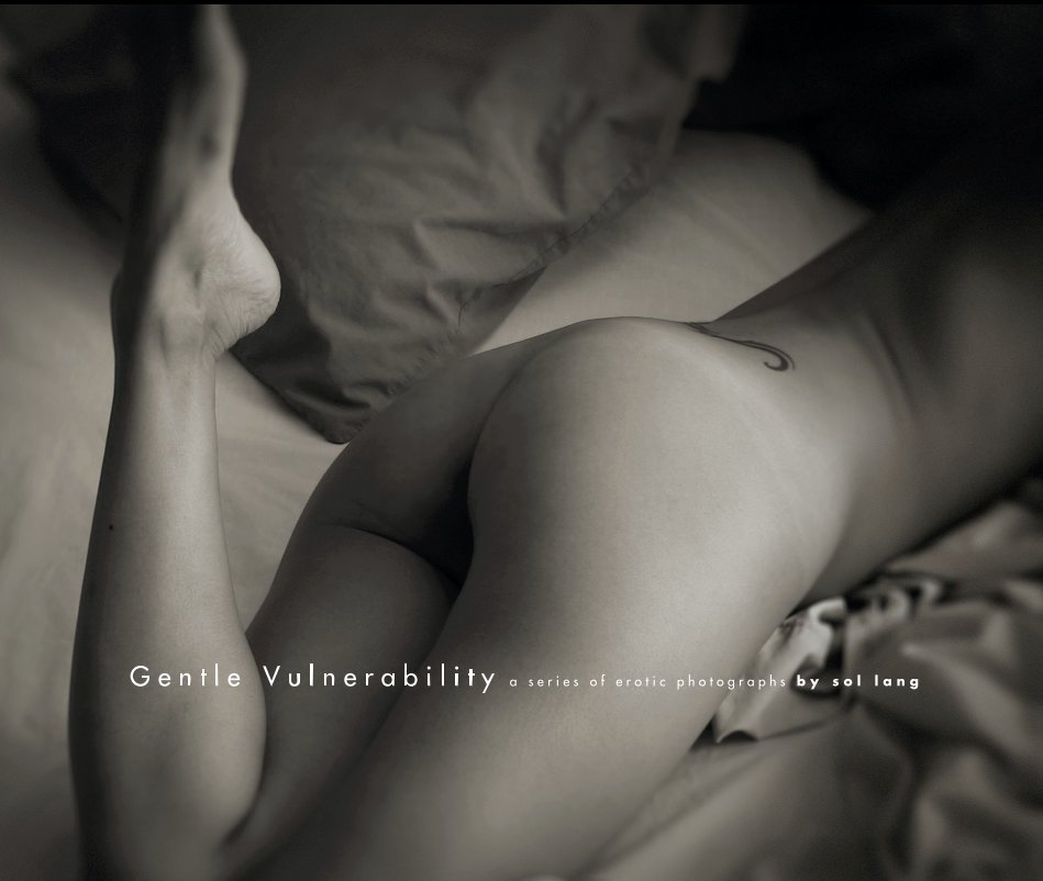 Ver Gentle Vulnerability (13x11) por Sol Lang
