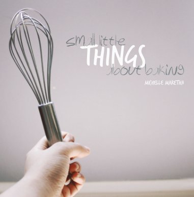 Small Things About Baking book cover