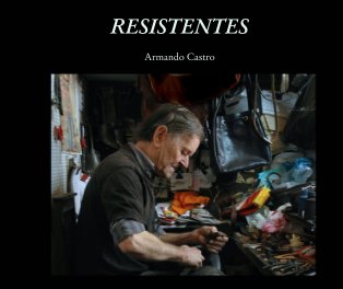 RESISTENTES book cover