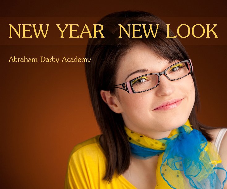 Ver New Year New Look por Abraham Darby Academy  worked with Future Creatives photographer Ken Champken & Boots Opticians on a studio fashion shoot. All photos were taken in school.